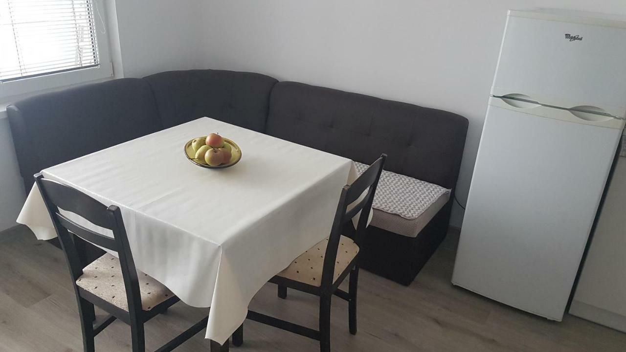 Roza Apartment Varna Exterior foto